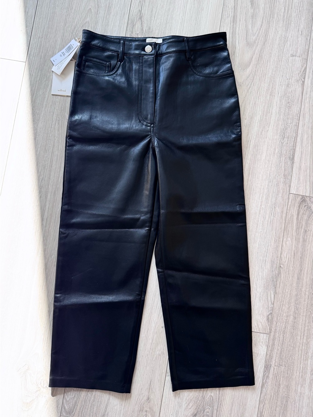 Aritzia Wilfred Melina Cropped Black Vegan Leather High Rise